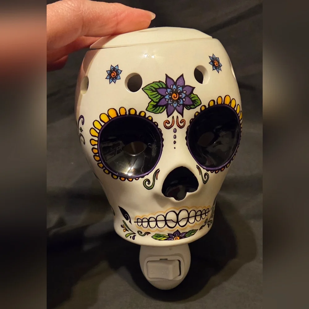 Scentsationals Wax Melt Warmer Plug in - for Scented Wax Melts - Day of The Dead